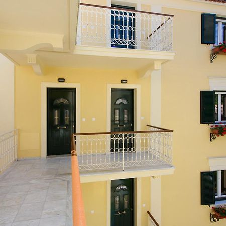 Filoxenia Kirki Apartments 贝尼蔡斯 外观 照片