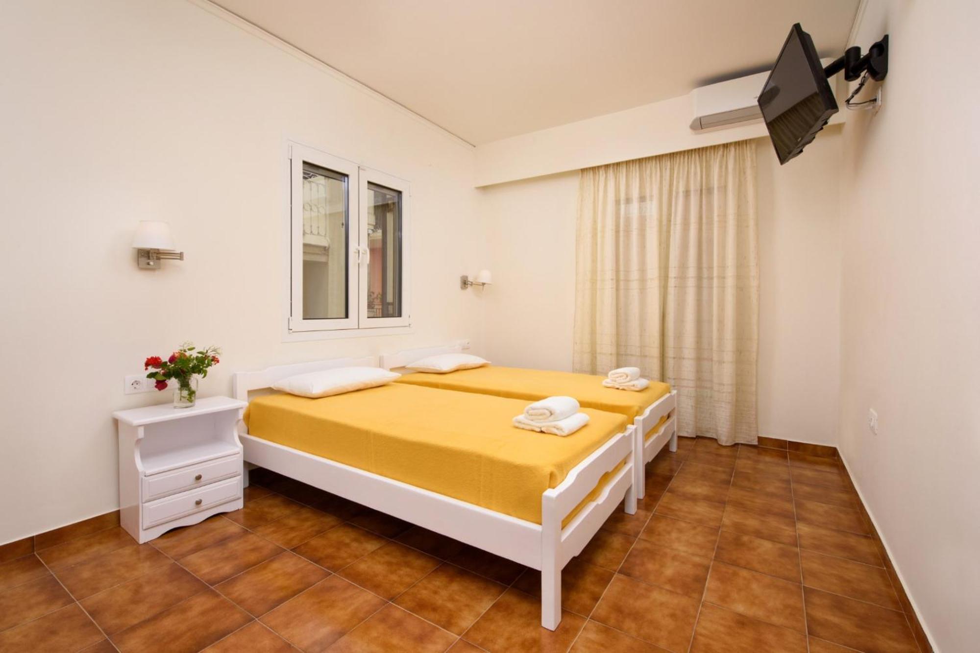Filoxenia Kirki Apartments 贝尼蔡斯 外观 照片